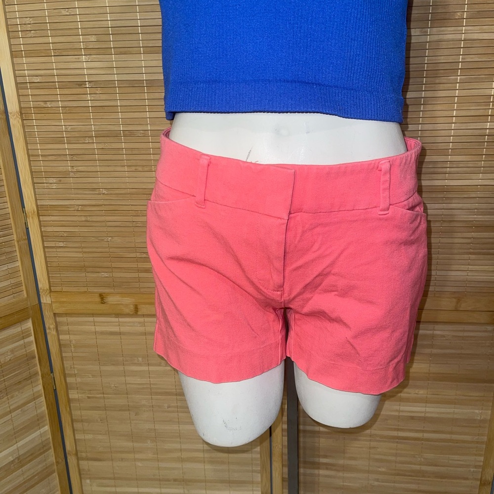 New York & Company Shorts Womens 2 Pink Hot Pants Mid Rise Flat Front